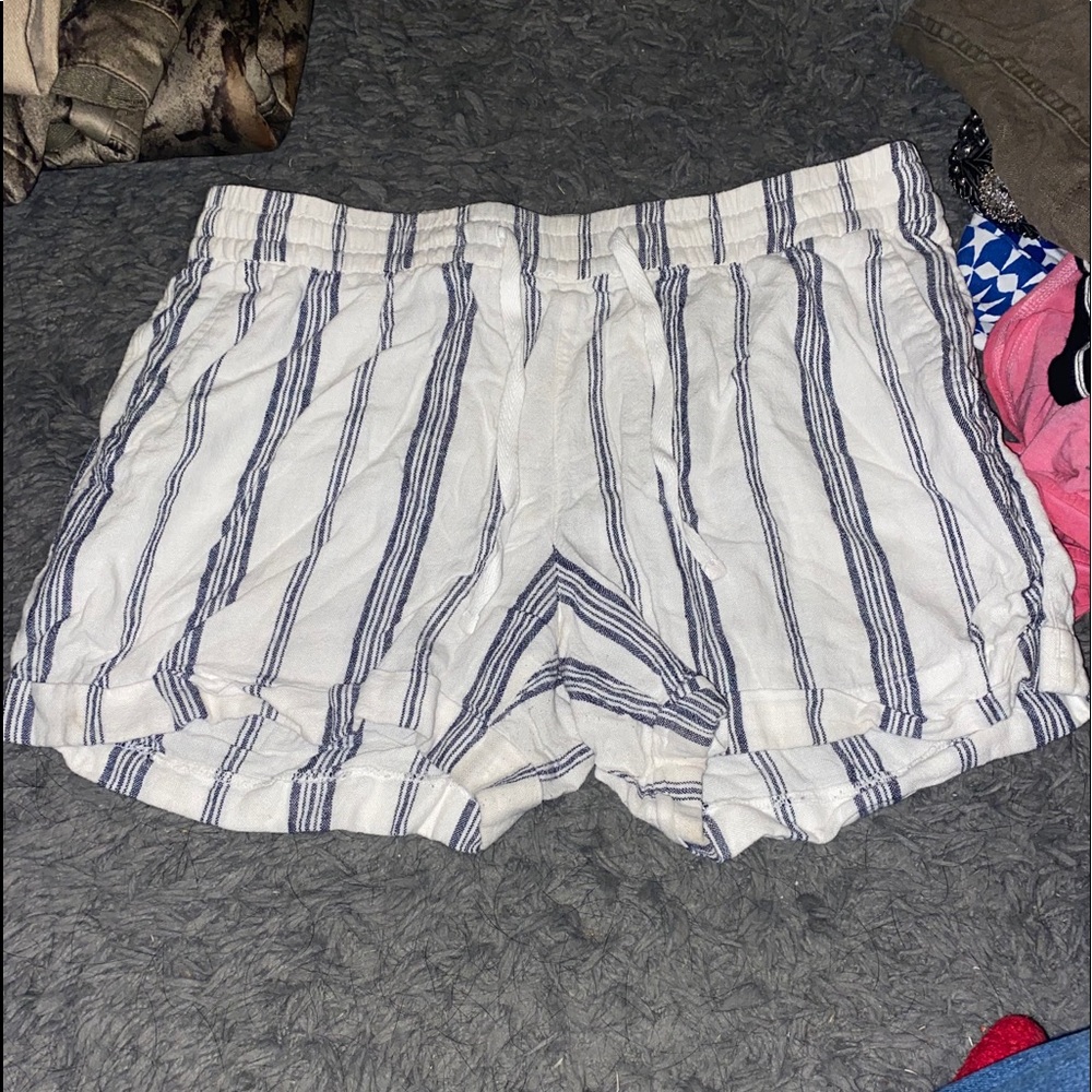 linen shorts
